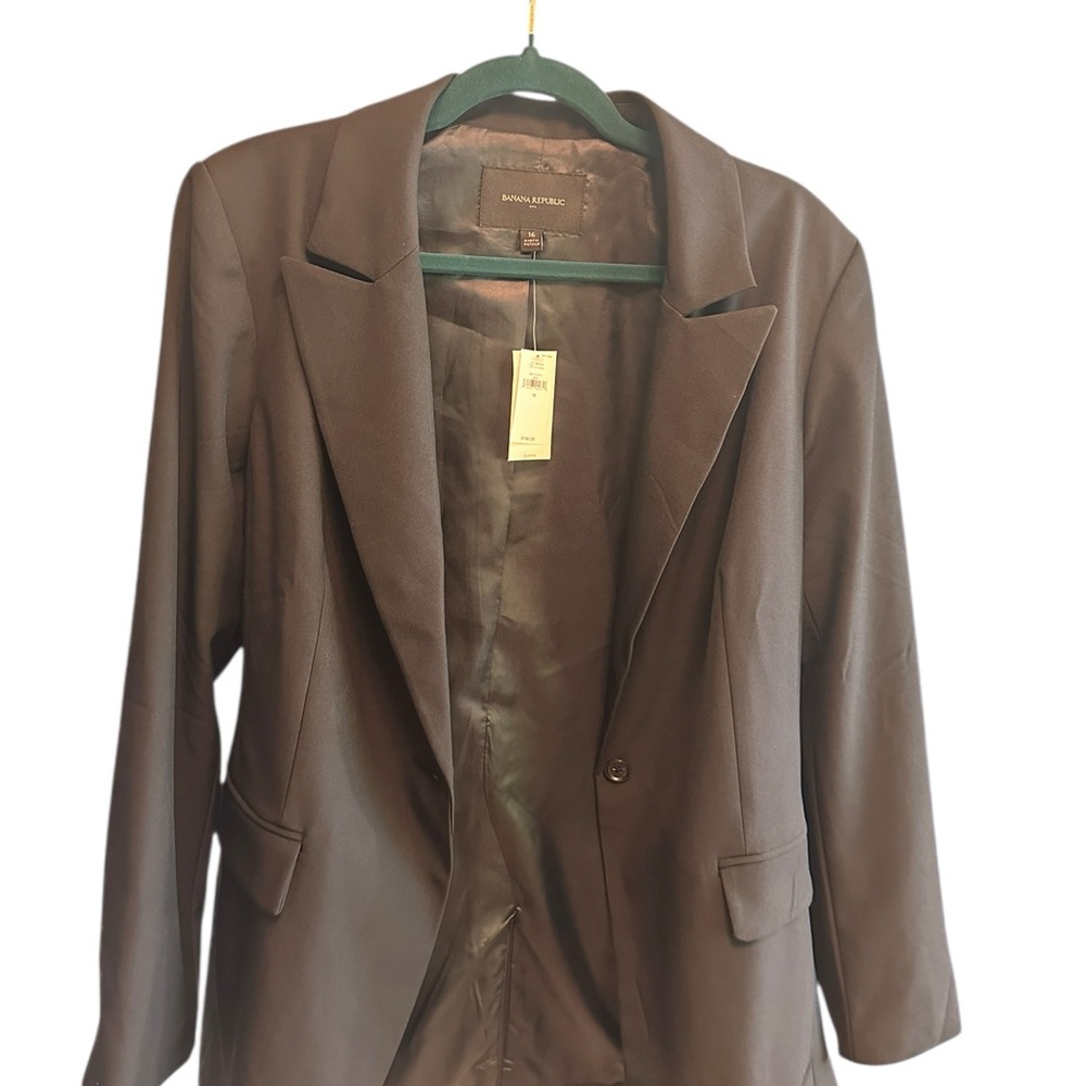NWT Banana Republic Black Blazer​ - Picture 3 of 6